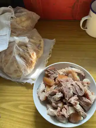 图片[1]-乡村老人之间的友谊朴实无华-诗榜